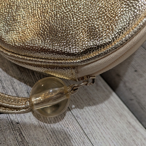 MAC Cosmetics Gold Textured Women's Bag - Picture 4 of 8